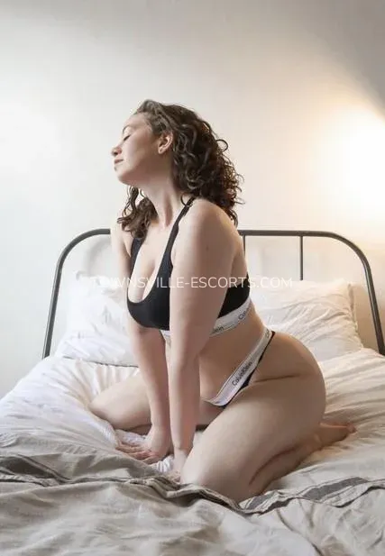 Townsville escorts Kate — 3