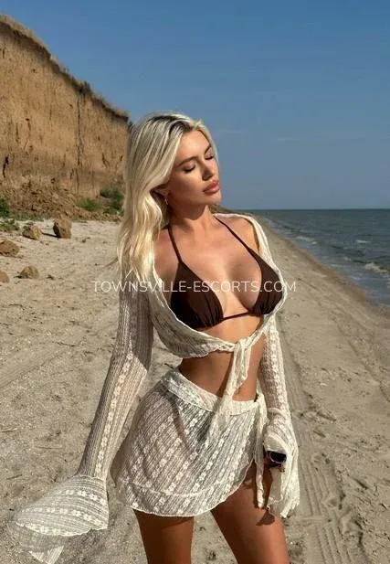 Townsville escorts Abril — 10