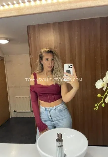 Townsville escorts Nicole — 7