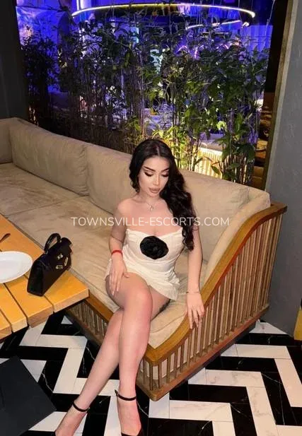 Townsville escorts Alondra — 8