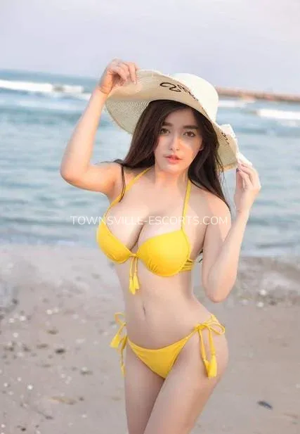 Townsville escorts Perpetua — 1