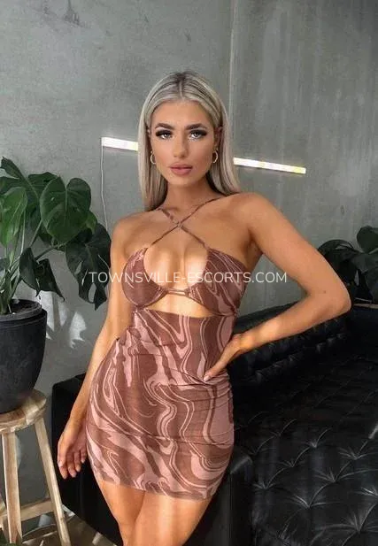 Townsville escorts Danielle — 5