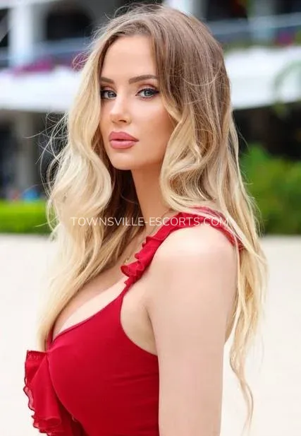 Townsville escorts Ellie — 5