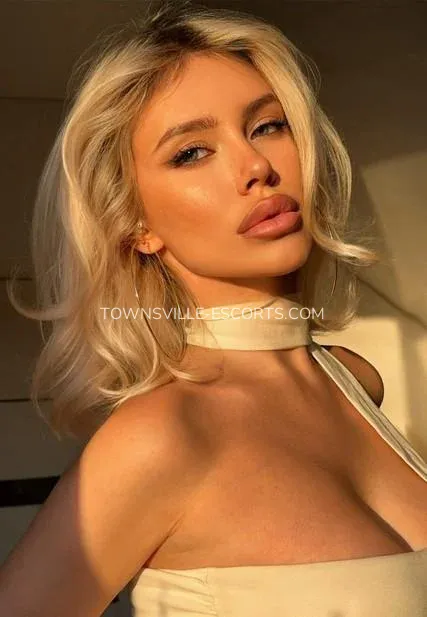 Townsville escorts Abril — 5