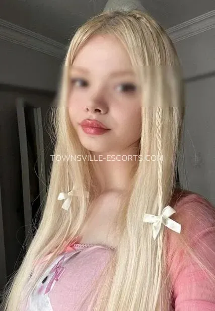 Townsville escorts Frida — 4