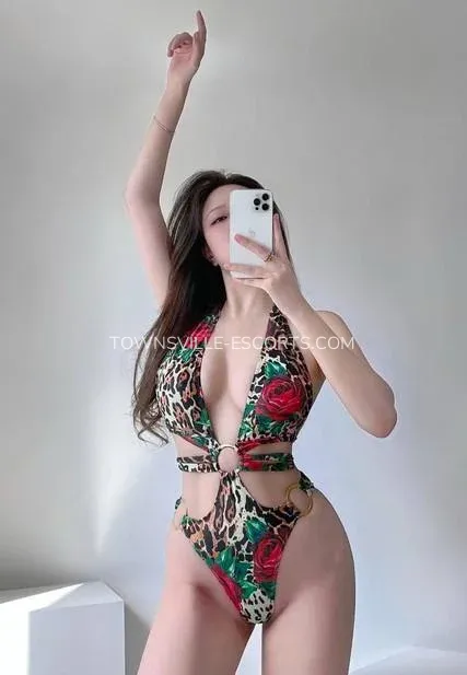 Townsville escorts Charlotte — 4