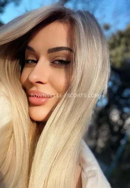 Townsville escorts Caitlyn — 6