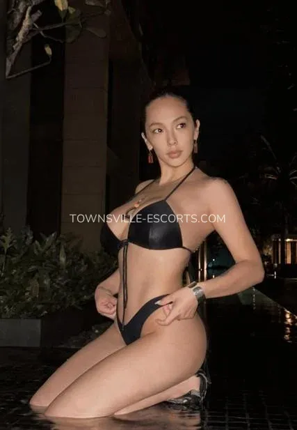 Townsville escorts Irene — 9