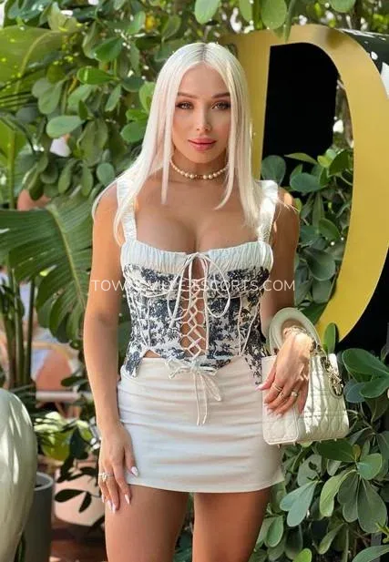 Townsville escorts Emelie — 4