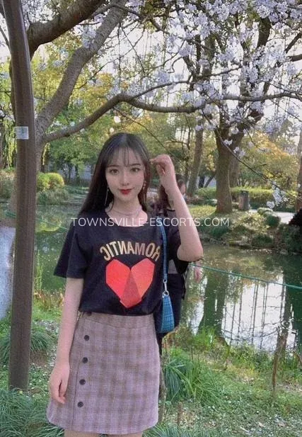 Townsville escorts Chelsea — 3