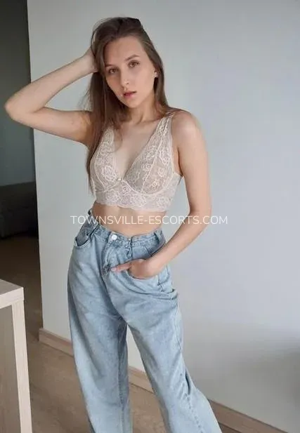 Townsville escorts Elisabeth — 3