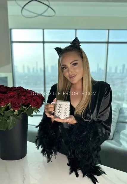 Townsville escorts Anna — 4