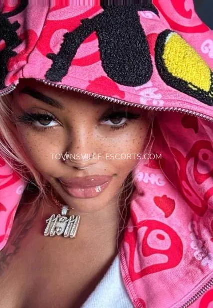 Townsville escorts Isabelle — 7