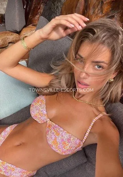 Townsville escorts Kayla — 4