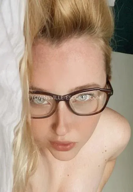 Townsville escorts Amber — 1