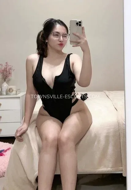 Townsville escorts Kendall — 1