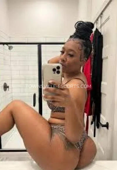Townsville escorts Charlotte — 2