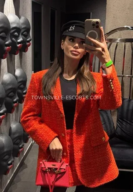 Townsville escorts Lisa — 7