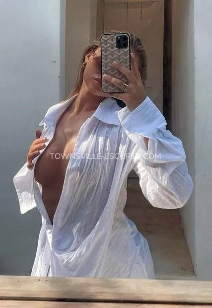 Townsville escorts Therese — 2