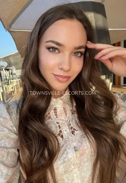 Townsville escorts Ellie — 1