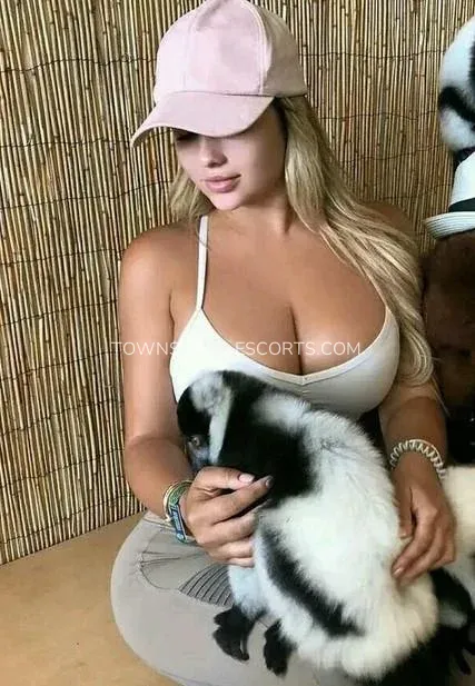 Townsville escorts Fabricia — 1