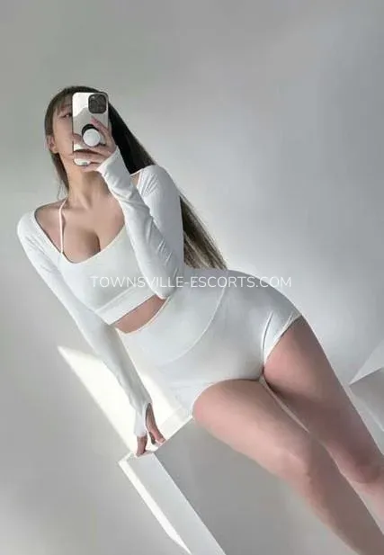 Townsville escorts Cheyenne — 7