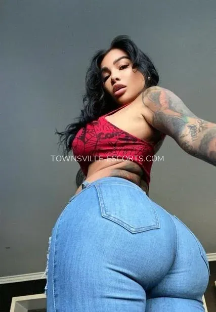 Townsville escorts Cheyenne — 3