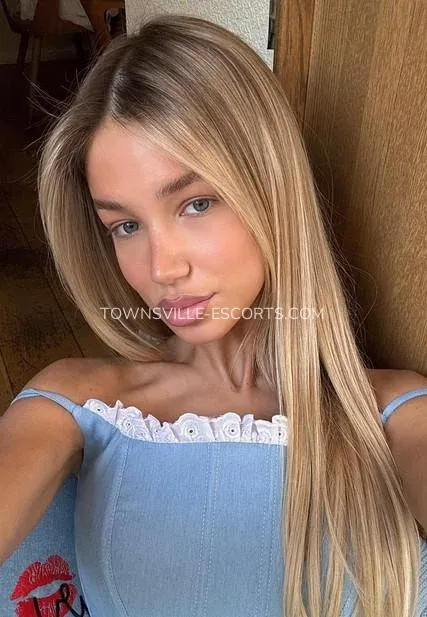 Townsville escorts Karen — 5