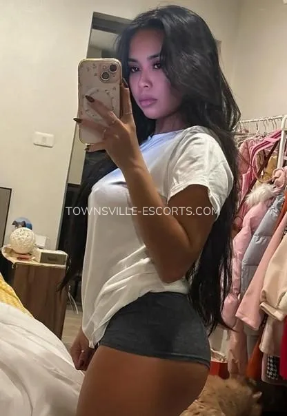 Townsville escorts Siv