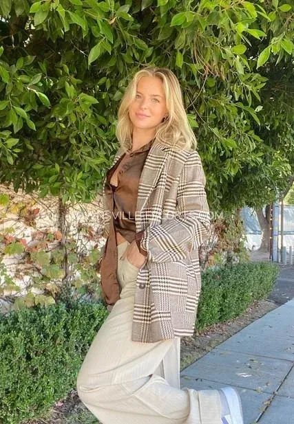 Townsville escorts Naomi — 5