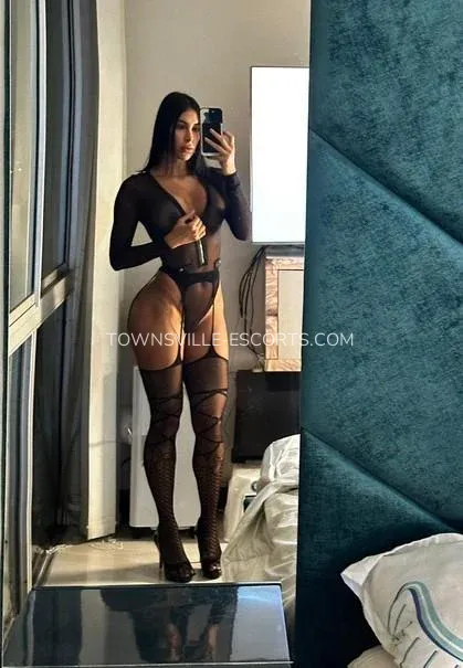Townsville escorts Kayla — 4