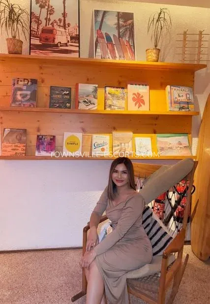 Townsville escorts Karen — 5