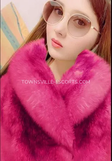Townsville escorts Gianna — 3
