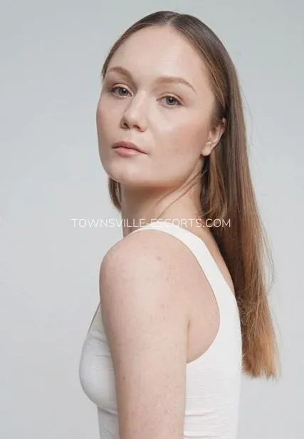 Townsville escorts Courtney — 3